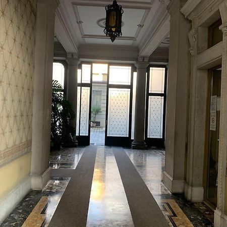 Apartamento Milano Besana Rent House Exterior foto
