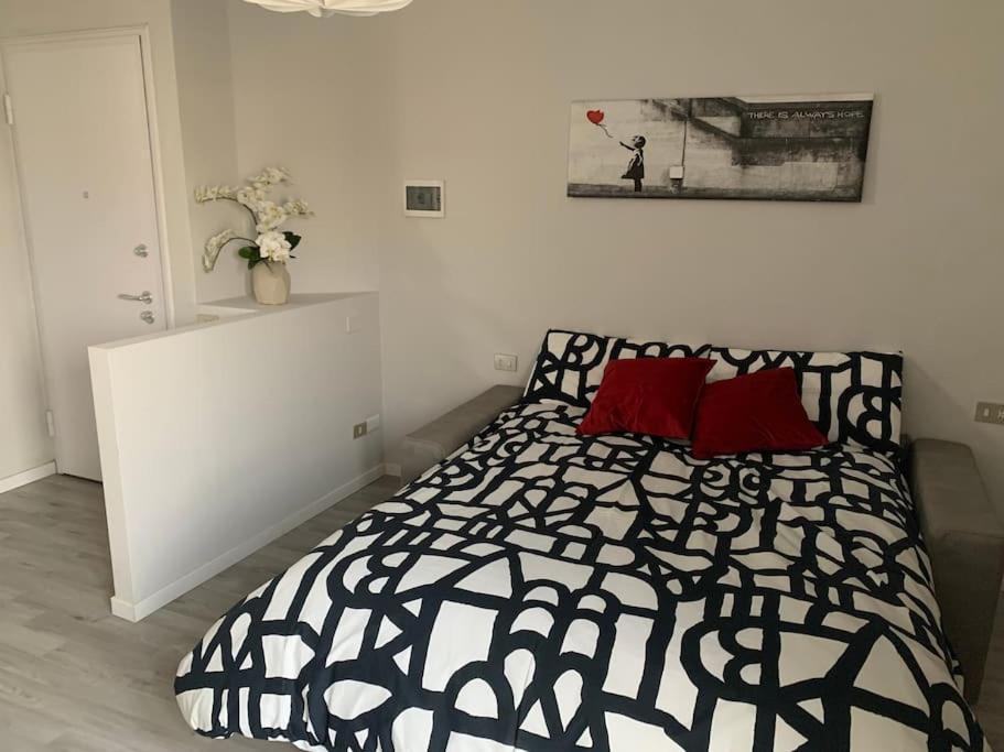 Apartamento Milano Besana Rent House Exterior foto