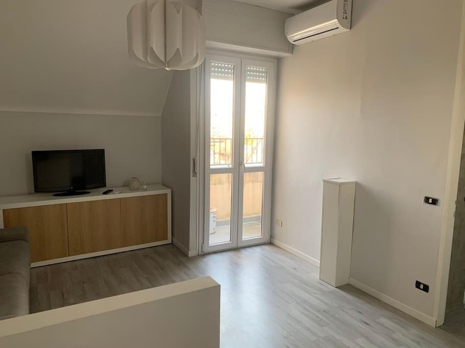 Apartamento Milano Besana Rent House Exterior foto