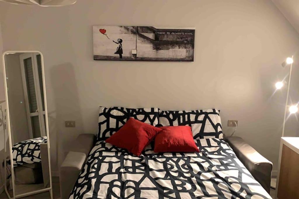 Apartamento Milano Besana Rent House Exterior foto